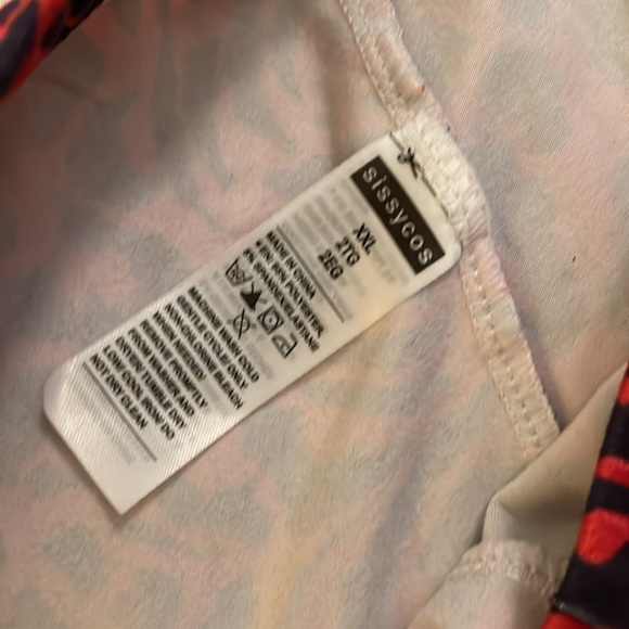 Plus Size Animal Print Leggings - Picture 3 of 3